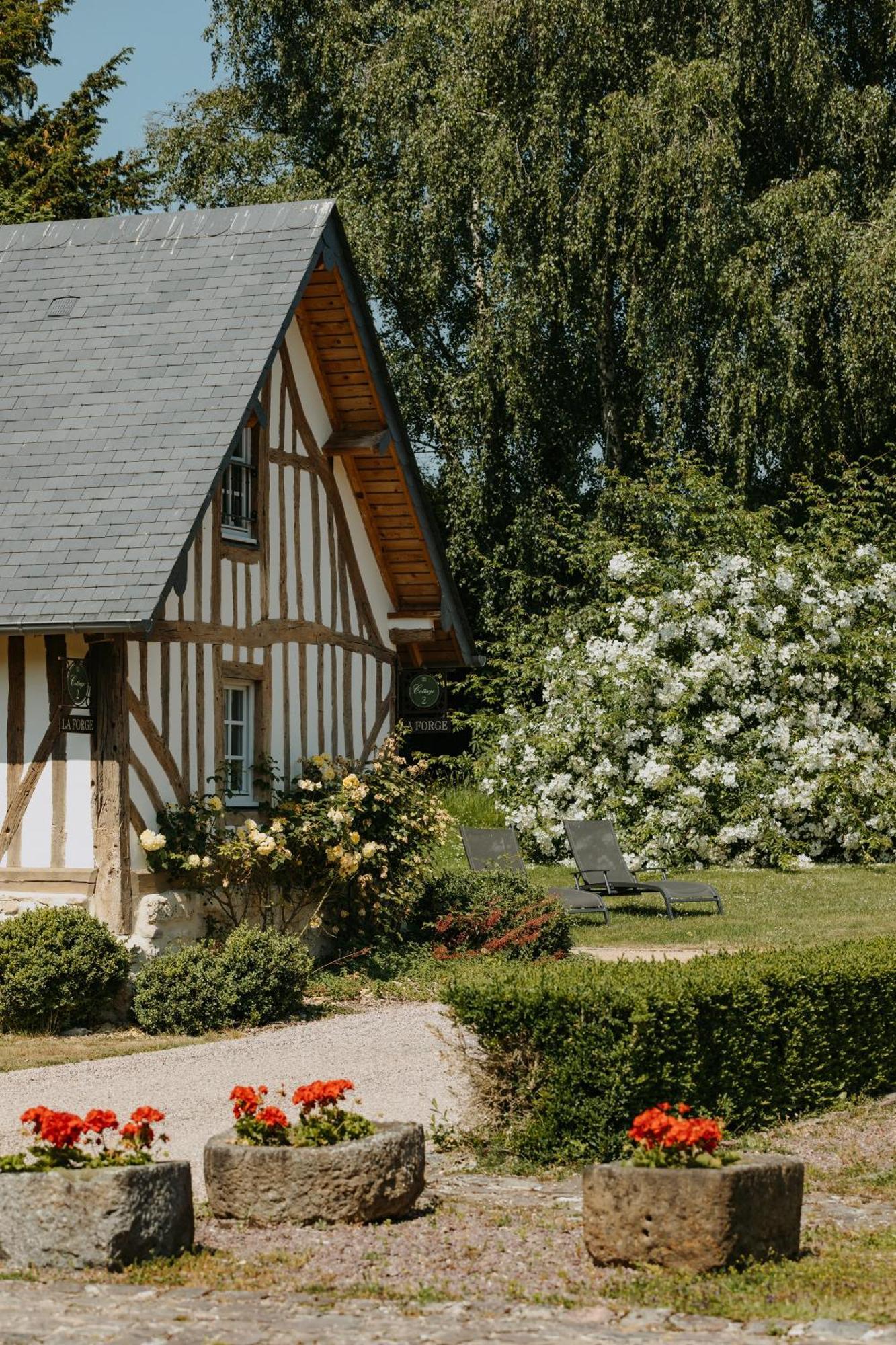 Les Manoirs Des Portes De Deauville - Small Luxury Hotel Of The World Canapville (Calvados) Exterior foto