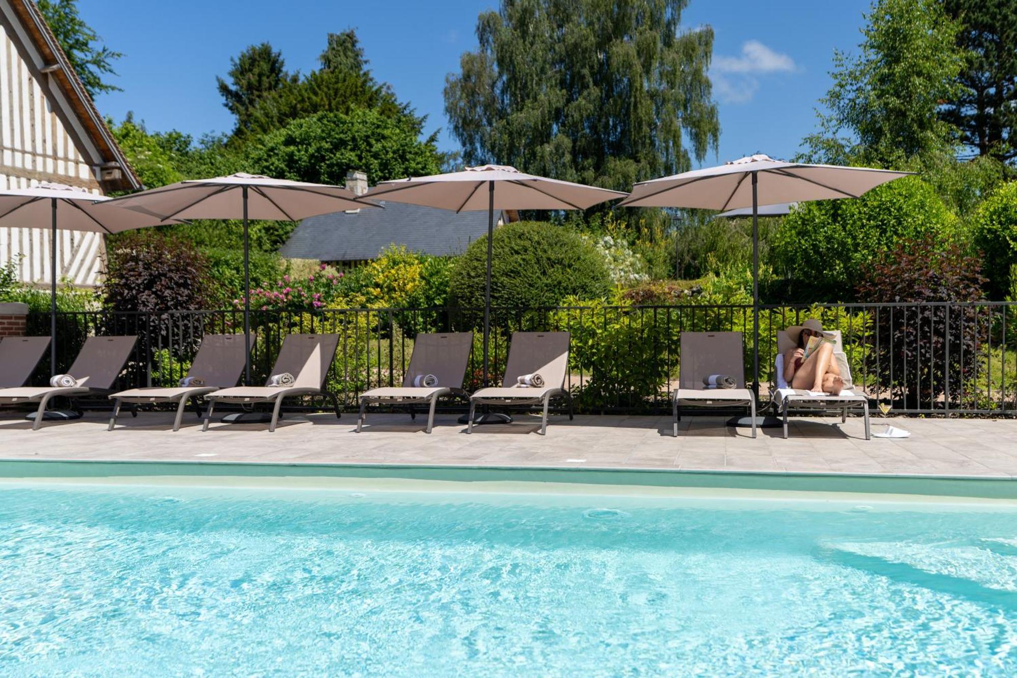 Les Manoirs Des Portes De Deauville - Small Luxury Hotel Of The World Canapville (Calvados) Exterior foto